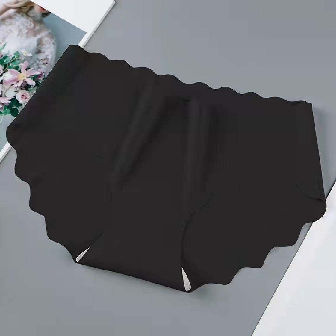 One Piece Ice Silk Free Mid Waist Quick Dry Wave Panties