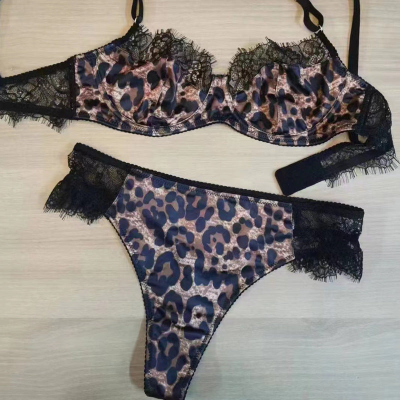 Sexy Traditional Lace 3/4 Cup Ultra-thin Molded Bra Set