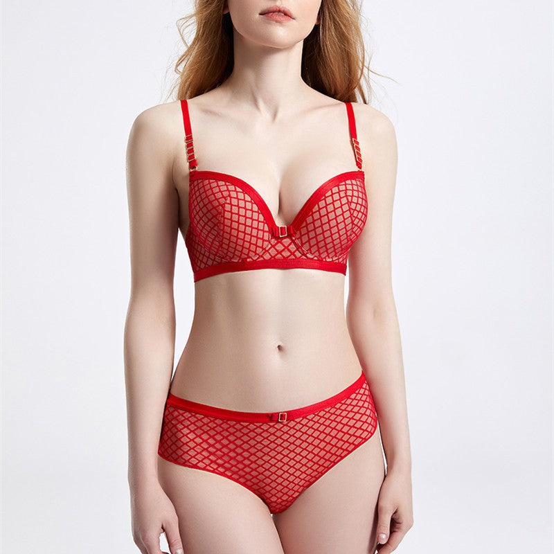 Classic and Glamorous Graduated Molded Bra Set