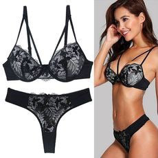 Classic Elegance Sensual Traditional Lace Bra Set