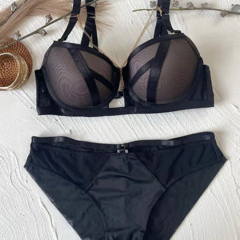Luxurious and Noble Gathering Straps Clashing Color Back Beauty Bra Set