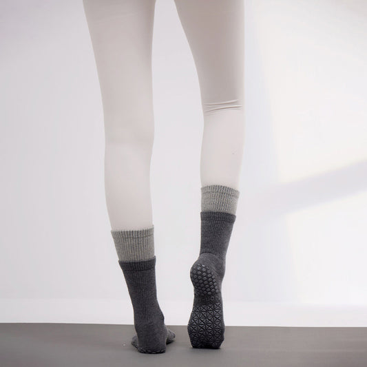 Ultimate Grip Yoga Socks - Non-Slip Professional Women's Toeless Pilates Socks with Arch Support and Cushioning
