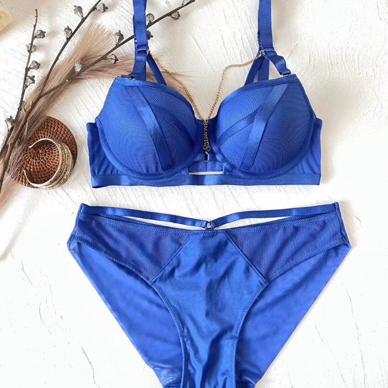 Luxurious and Noble Gathering Straps Clashing Color Back Beauty Bra Set