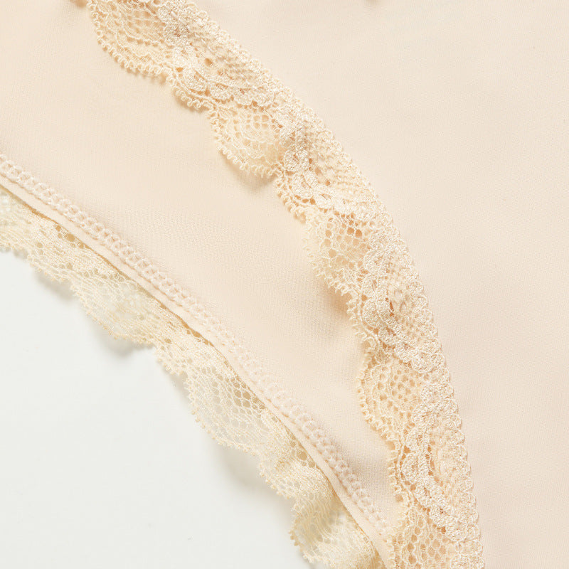 French Lace Splicing No Trace Thin Breathable Sports Low Waisted Panties