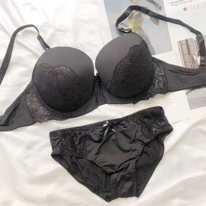 Sensual Romance Embroidered Lace Bra Set